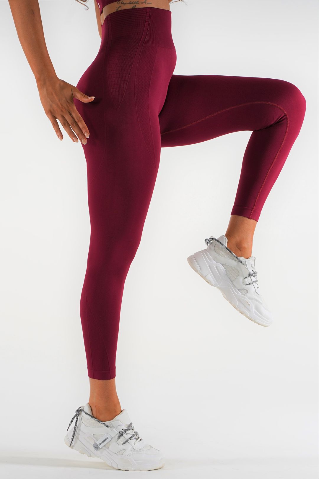 Racer Ribbed High Waisted Seamless Leggings in Ruby Red – hxmefitness